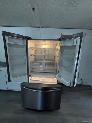 100 Riverview Circle, Saline, MI 48176