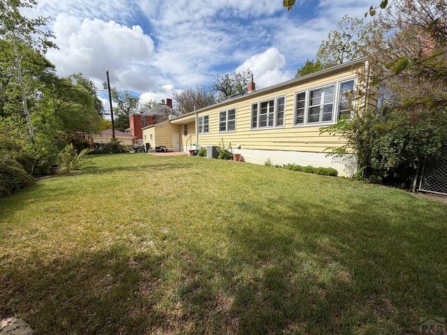 1814 N Greenwood St, Pueblo, CO 81003