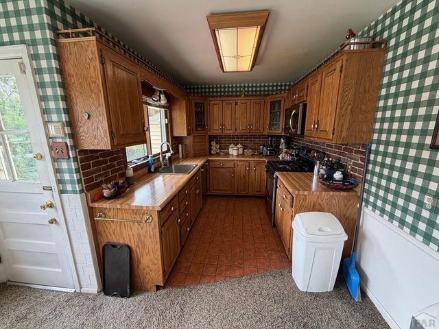 1814 N Greenwood St, Pueblo, CO 81003