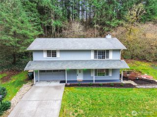 212 Country Estates Drive W, Rainier, WA 98576