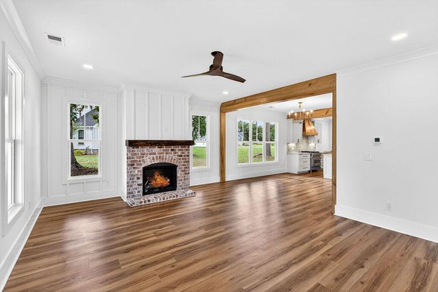 541 Oak Lawn Road, Georgetown, SC 29440