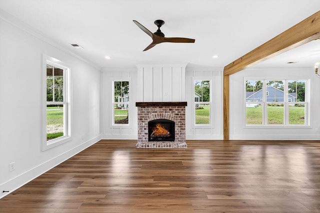 541 Oak Lawn Road, Georgetown, SC 29440