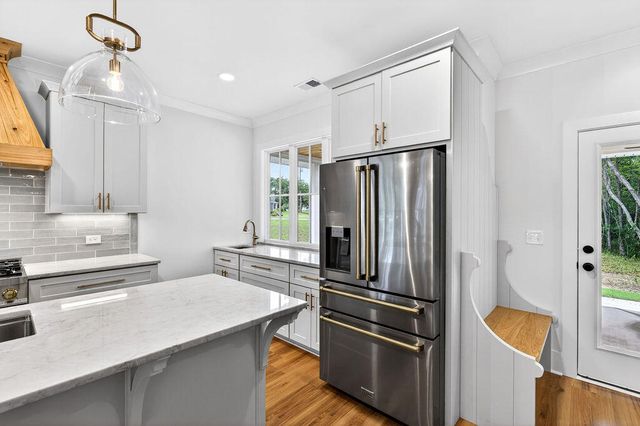 541 Oak Lawn Road, Georgetown, SC 29440