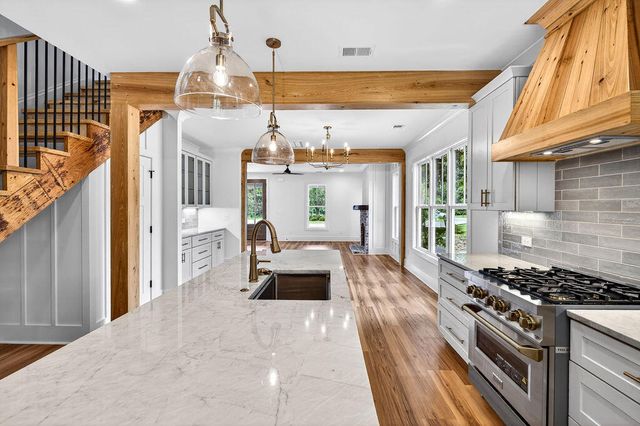 541 Oak Lawn Road, Georgetown, SC 29440