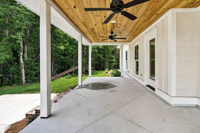 541 Oak Lawn Road, Georgetown, SC 29440