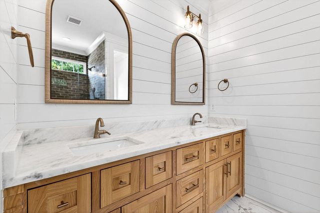 541 Oak Lawn Road, Georgetown, SC 29440