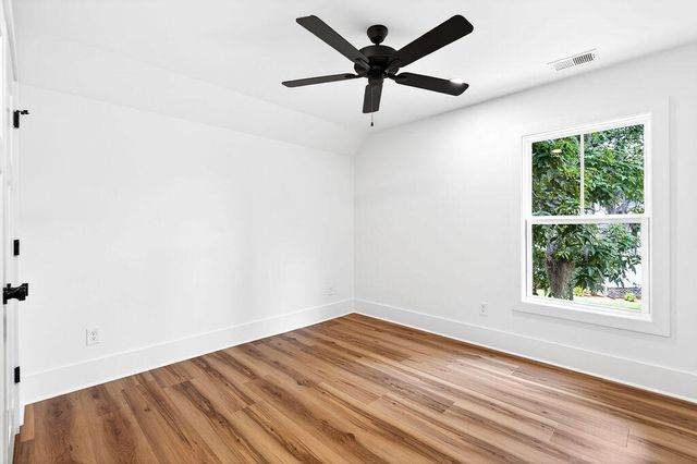 541 Oak Lawn Road, Georgetown, SC 29440