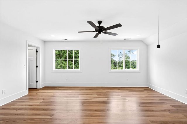 541 Oak Lawn Road, Georgetown, SC 29440