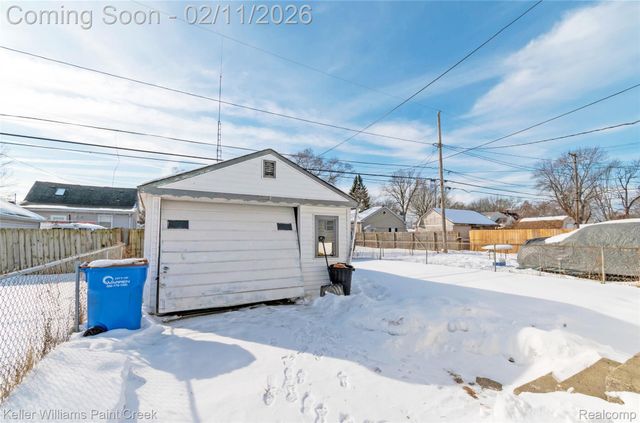 7520 Toepfer Road, Warren, MI 48091