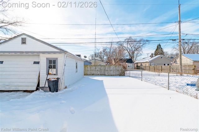 7520 Toepfer Road, Warren, MI 48091