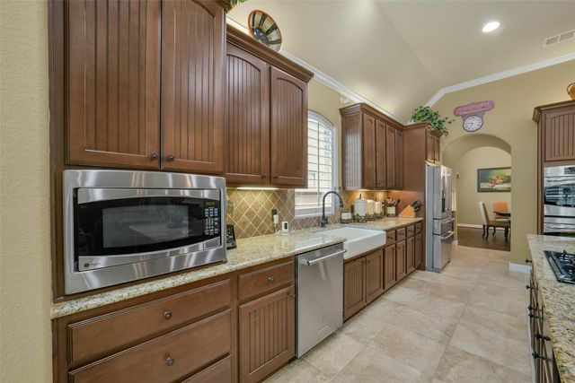 8323 Phantom Mist Drive, Richmond, TX 77406