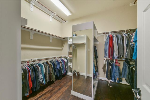 8323 Phantom Mist Drive, Richmond, TX 77406