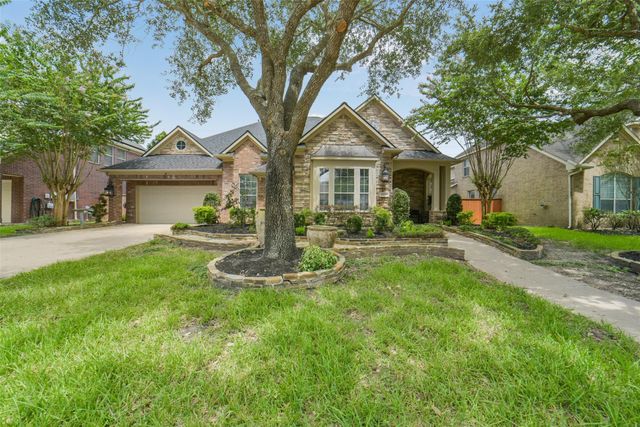 8323 Phantom Mist Drive, Richmond, TX 77406