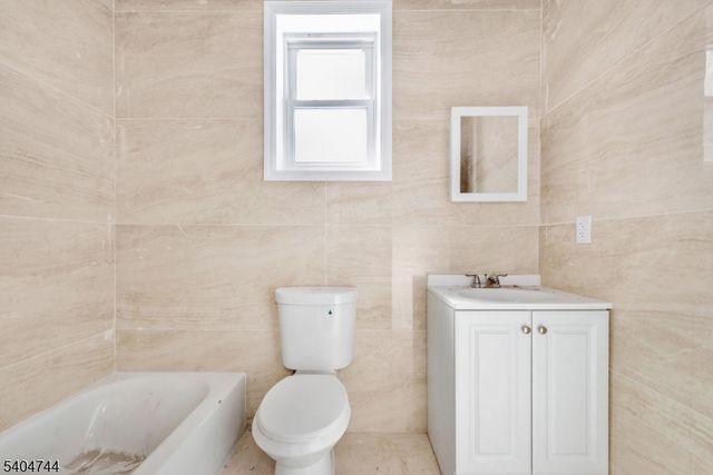 39 Ellis Ave, Irvington Twp., NJ 07111
