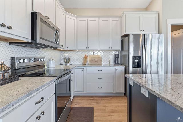 4604 Snapdragon Drive, Manhattan, KS 66502