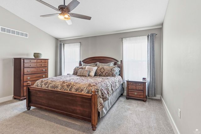 4604 Snapdragon Drive, Manhattan, KS 66502