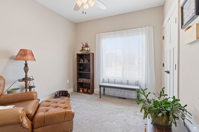 4604 Snapdragon Drive, Manhattan, KS 66502