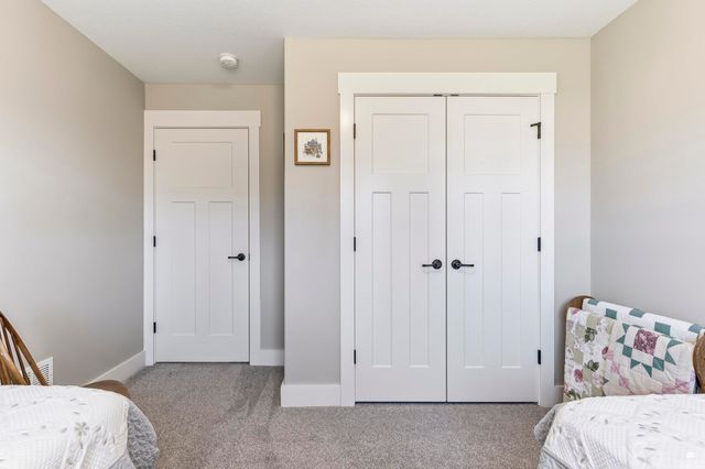 4604 Snapdragon Drive, Manhattan, KS 66502