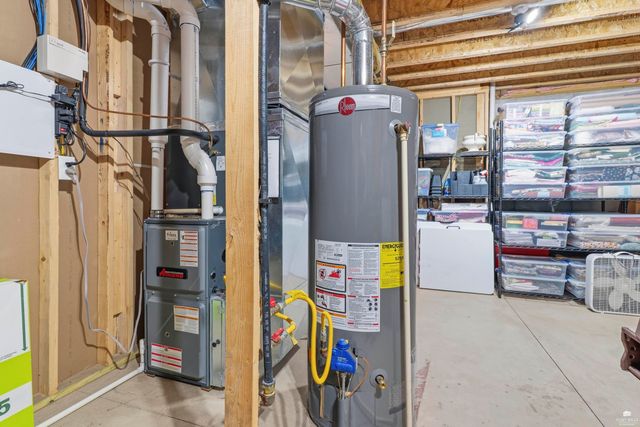 4604 Snapdragon Drive, Manhattan, KS 66502