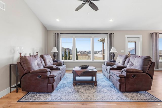 4604 Snapdragon Drive, Manhattan, KS 66502