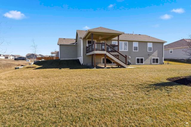 4604 Snapdragon Drive, Manhattan, KS 66502