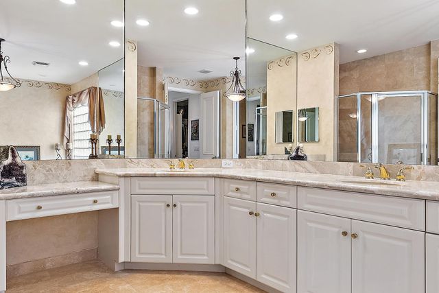 7713 Sandhill Court, West Palm Beach, FL 33412