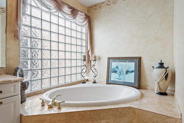 7713 Sandhill Court, West Palm Beach, FL 33412