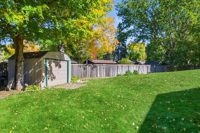 6816 Casey Parkway, Prior Lake, MN 55372