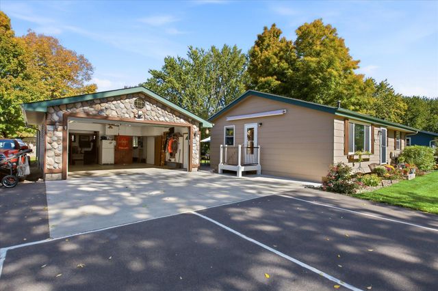 6816 Casey Parkway, Prior Lake, MN 55372