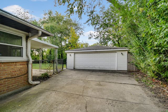 136 Willow Street, Park Forest, IL 60466