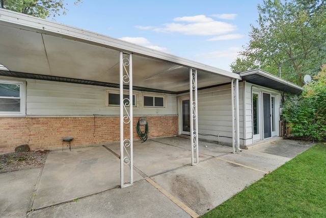 136 Willow Street, Park Forest, IL 60466