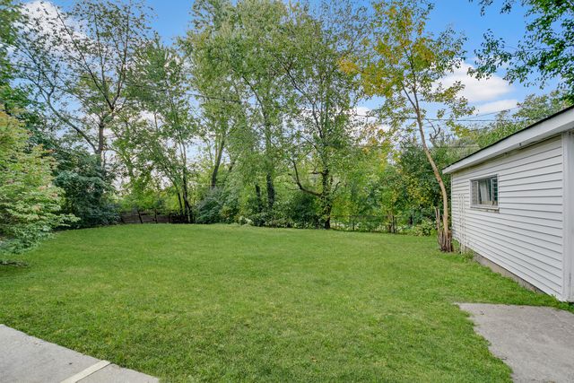 136 Willow Street, Park Forest, IL 60466