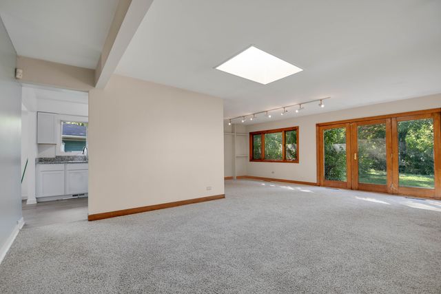 136 Willow Street, Park Forest, IL 60466