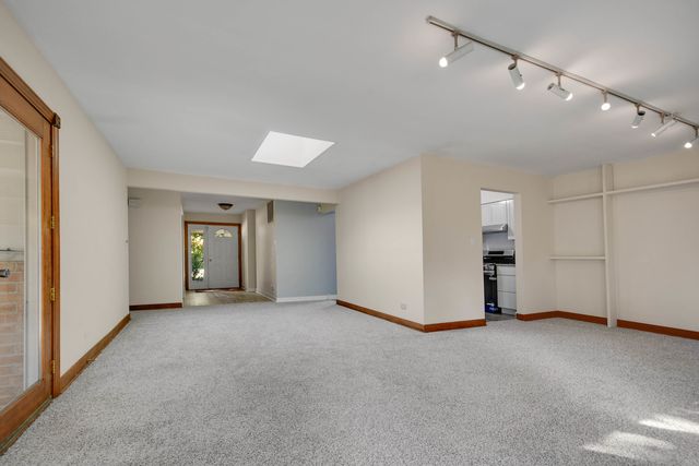 136 Willow Street, Park Forest, IL 60466