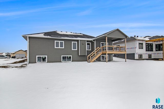 5505 E Morningside Cir Circle, Sioux Falls, SD 57110