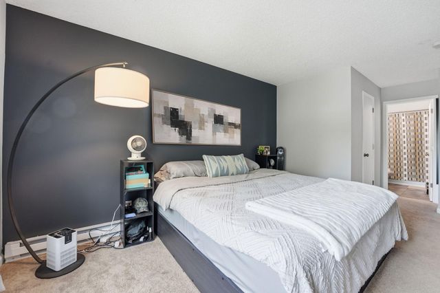 2120 Ridge Drive 34, Saint Louis Park, MN 55416