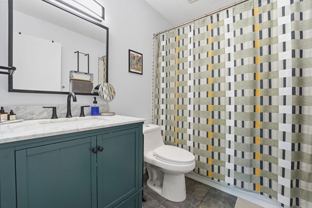 2120 Ridge Drive 34, Saint Louis Park, MN 55416