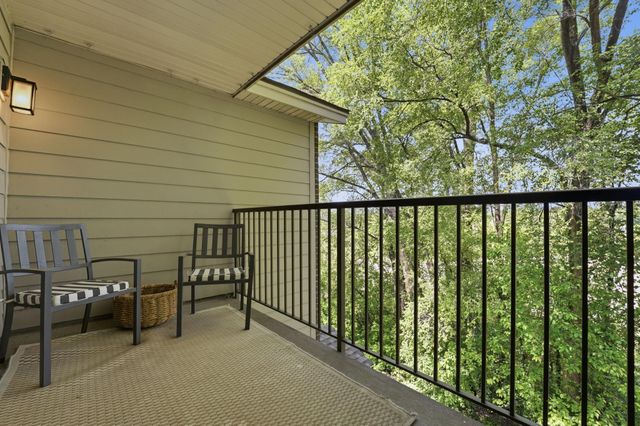 2120 Ridge Drive 34, Saint Louis Park, MN 55416