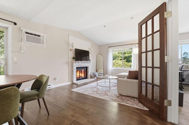 2120 Ridge Drive 34, Saint Louis Park, MN 55416