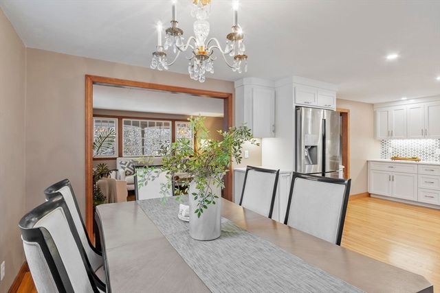 11 Ethelyn Cir, Maynard, MA 01754