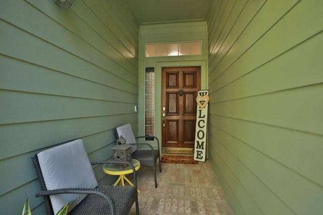 155 W Drifting Shadows Circle, The Woodlands, TX 77385
