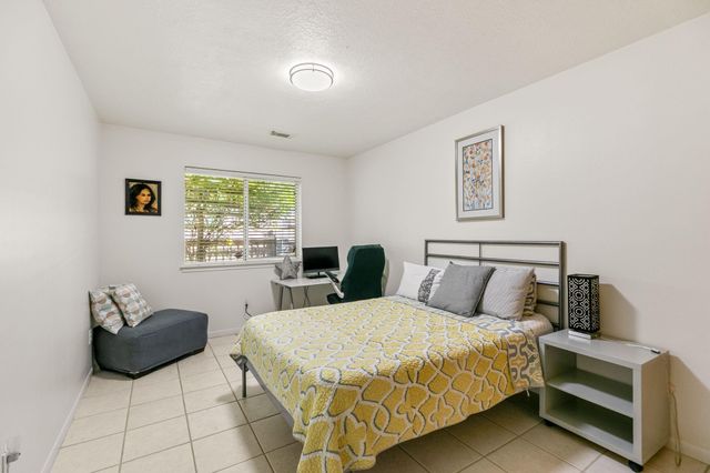 155 W Drifting Shadows Circle, The Woodlands, TX 77385