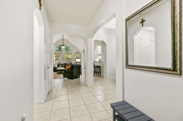 155 W Drifting Shadows Circle, The Woodlands, TX 77385