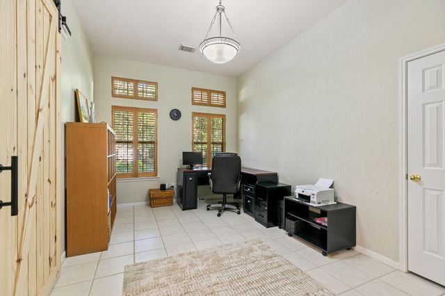 155 W Drifting Shadows Circle, The Woodlands, TX 77385