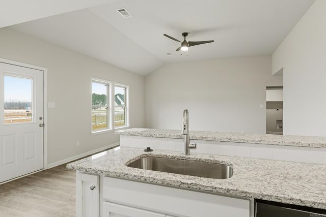 111 LLOYD HENDERSON Road, Beebe, AR 72012