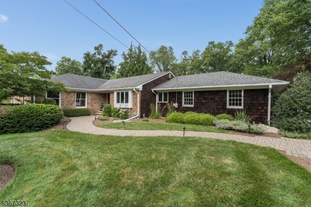 6 Fairway Ct, Bridgewater Twp., NJ 08807