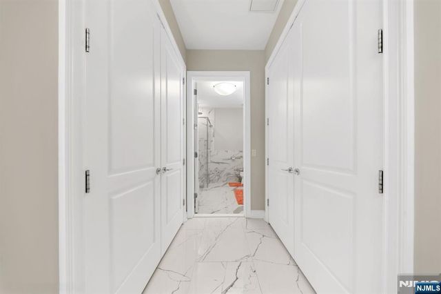 3 Somerset Lane x307, Edgewater, NJ 07020
