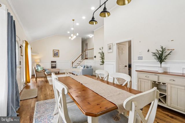 865 WORTHINGTON DR, Warminster, PA 18974