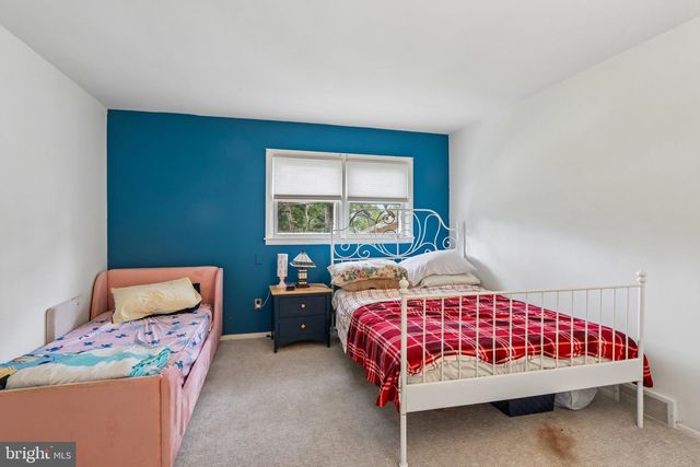 865 WORTHINGTON DR, Warminster, PA 18974