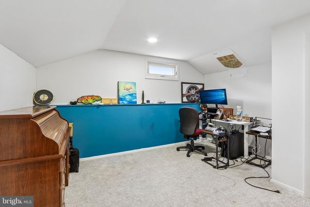 865 WORTHINGTON DR, Warminster, PA 18974